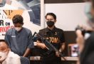 Bea Cukai Bersama BNN Bongkar Dua Kasus Penyelundupan Narkoba, Pelaku Tertunduk - JPNN.com