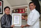 Bongkar Kasus Pembalakan Liar, Lemkapi Anugerahi Kombes Kurniadi Presisi Award - JPNN.com
