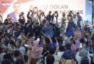 Lesehan Bareng Ribuan Warga Trenggalek, AHY Ajak Rakyat Bangkit Kembali - JPNN.com