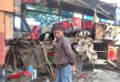 Braak! Bus Sarat Penumpang Tabrak Truk di Jalan Lingkar Pati, Innalillahi - JPNN.com