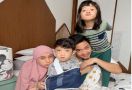 Nycta Gina Kabarkan Anaknya Alami Musibah Hingga Retak Tulang, Mohon Doanya - JPNN.com