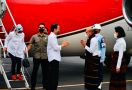 Jokowi Tiba di NTT, Lihat Siapa yang Menyambut - JPNN.com