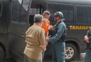 Pengusaha Perambah Hutan Tahura Bukit Mangol Dijebloskan ke Rutan Salemba, Lihat Tampangnya - JPNN.com