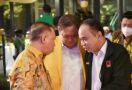 Zainudin Amali Meniru Ucapan Jokowi Soal Kehadiran Ketum ProJo di Acara KIB - JPNN.com