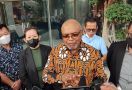 Bang Petrus Nilai Dua Tokoh Ini Pengkhianat Perjuangan Antikorupsi - JPNN.com