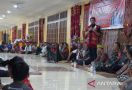 Warga Desa Semuntik di Perbatasan Indonesia - Malaysia Kesulitan Mendapat Air Bersih  - JPNN.com