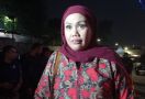Elly Sugigi Ungkap Kebaikan Hati Stevi Agnecya Semasa Hidup - JPNN.com