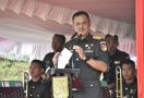 Mayjen Denny Tuejeh: Prajurit TNI AD Harus Dekat dengan Rakyat - JPNN.com