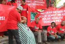 Gembira Berkoalisi dengan Gerindra, Kader PKB Merah Cukur Gundul - JPNN.com