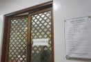 Jenazah Rima Melati Disemayamkan di Rumah Duka, Keluarga Minta Privasi  - JPNN.com