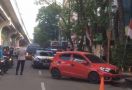Polisi Temukan Senpi Laras Panjang di Dalam Honda Brio, Tim Jibom Turun, Ini Hasilnya - JPNN.com