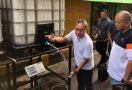 Sidak Stock Point Migor Curah di Pasar Kramat Jati, Mendag: Orang Tinggal Datang dan Ambil - JPNN.com