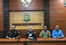 Korupsi Penyertaan Modal di BUMD, Kejaksaan Tahan Eks Bupati Inhil Indra Muchlis Adnan - JPNN.com
