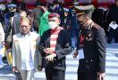 Menpora Amali Hadiri Upacara Hari Bhayangkara yang Dipimpin Presiden Jokowi - JPNN.com