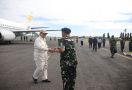Prabowo Kunjungi Lanud Iswahjudi, Langsung Disambut Jenderal, Siapa Dia? - JPNN.com
