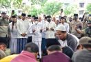 Berkurban 10 Ekor Lembu, Bobby Nasution: Esensi Iduladha Adalah Berbagi - JPNN.com