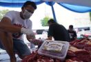 Iduladha 1443 Hijriah, Sahabat Ganjar Berbagi Daging Kurban di 3 Wilayah - JPNN.com