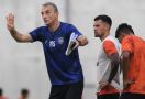 Bhayangkara FC vs Borneo FC 2-2, Milomir Seslija Sebut 2 Poin Hilang - JPNN.com