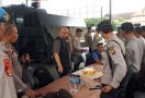 Heboh Insiden Baku Tembak 2 Polisi, Kapolres Melucuti Senpi Anak Buahnya - JPNN.com