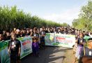 Ribuan Petani Tebu di Dompu Serukan Ganjar Presiden 2024 - JPNN.com
