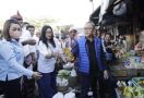Mendag Pastikan Harga Bahan Pokok di Pasar Kupang Terkontrol - JPNN.com