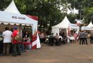 Dagangan Laris di Turnamen Bulu Tangkis Piala Presiden 2022, Pedagang UMKM Senang - JPNN.com