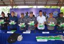 TNI AL Menggagalkan Penyeludupan 14 Kg Sabu-Sabu dari Malaysia - JPNN.com