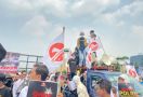 Massa Geruduk DPR, Dukung Kapolri Singkirkan Benalu di Internal Kepolisian - JPNN.com