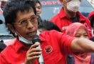 PDIP Gelar Pengobatan Gratis di Bogor, Adian: Perintah Partai Jelas, Jangan Tinggalkan Rakyat - JPNN.com