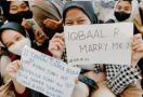 Idolakan Iqbaal Ramadhan selama 11 Tahun, Fan Ini Semringah Akhirnya Bertemu - JPNN.com