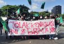 Gelar Demo di Gedung DPR, HMI Heran Pemerintah Fokus Ekonomi Tetapi BBM Dinaikkan - JPNN.com