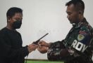 Mayor Arh Achmad Yani Puji Warga yang Sukarela Menyerahkan Senjata Api - JPNN.com