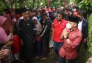 PDIP Gelar Pengobatan Gratis di Bogor, Azwar Anas: Ini Kerja Nyata - JPNN.com