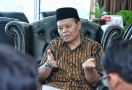 HNW Minta Jokowi Tegas Menolak, Bukan Membiarkan Isu Liar Ini Terus Bergulir - JPNN.com