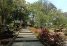 Miris, Peninggalan Kerajaan Sriwijaya di Bukit Siguntang Tak Terawat - JPNN.com