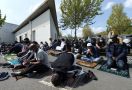 Dicap Tempat Ibadah Separatis, Puluhan Masjid di Prancis Ditutup - JPNN.com