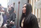 Medina Zein Divonis 6 Bulan Penjara, Uci Flowdea: Ya Sudahlah, Yang Penting... - JPNN.com