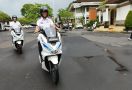AHM Serahkan Puluhan PCX Electrik untuk Operasional KTT G20 di Bali - JPNN.com