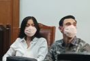 Sidang Gugatan yang Menjerat Jessica Iskandar dan Vincent Verhaag Ditunda, Ini Alasannya - JPNN.com