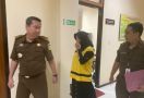 Buronan Kasus Korupsi Ari Kusumawati Akhirnya Menyerahkan Diri - JPNN.com