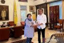 Pertemuan Jokowi-Mega Bahas NasDem Dukung Anies? Hasto Bilang Begini - JPNN.com