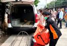 Mayat Perempuan Terbungkus Selimut, Siapa Dia? Polisi Buru Pelaku - JPNN.com