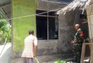 TMMD di Maluku Barat Daya, TNI Memperbaiki 21 Rumah Tidak Layak Huni - JPNN.com