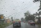 Prakiraan Cuaca Hari Ini, Hujan Ringan Guyur Kota Jakarta - JPNN.com