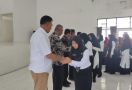 Bupati Natuna Berkomitmen Memprioritaskan Honorer Diangkat jadi PPPK - JPNN.com