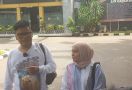 Laporkan Medina Zein, Uya Kuya Serahkan Barang Bukti Penting - JPNN.com