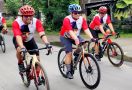 Banteng Fondo Ride, Pramono dan Hasto Gowes Kediri-Blitar hingga Membantu Guru - JPNN.com