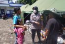 Polwan Ini Tetap Melayani Masyarakat Meski Rumahnya Hancur Gegara Gempa di Cianjur - JPNN.com