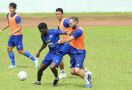 Menjelang Bergulirnya Kembali Liga 1 2022, Arema FC Fokus Bangun Kerja Sama Tim - JPNN.com