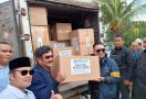Otto Hasibuan Pimpin Rombongan Peradi Serahkan Ribuan Bantuan ke Cianjur - JPNN.com